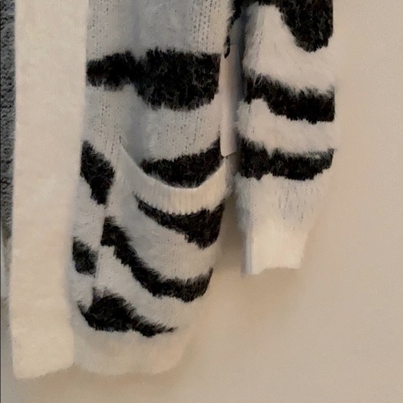 Anthropologie Zebra Eyelash Cardigan - Picture 8 of 9